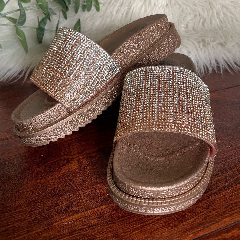 Aqua Di Mare Glitzy Pink & Silver Slide On Sz Euro 36 (US 6 Wmn or 4 Girls)